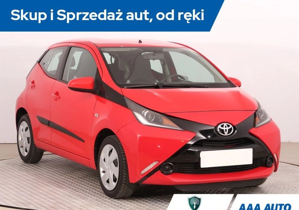 Toyota Aygo cena 33000 przebieg: 59255, rok produkcji 2015 z Miastko małe 211